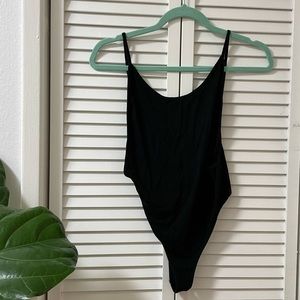 Black backless bodysuit 🖤